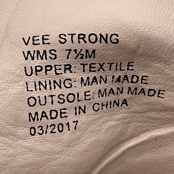 Kenneth Cole Reaction Pink Suede Vee Strong Tie Back Sandals Size 7 1/2 Women’s - Picture 4 of 10